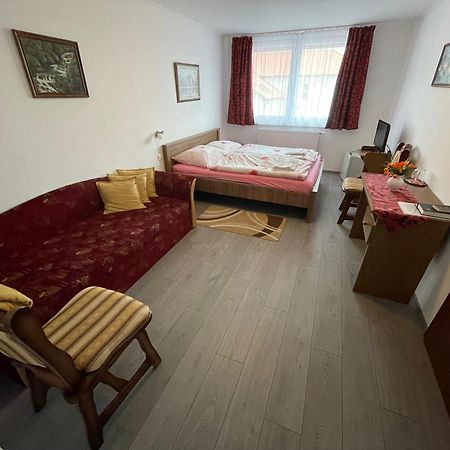 Koller Panzio Hotel Bonyhad ภายนอก รูปภาพ