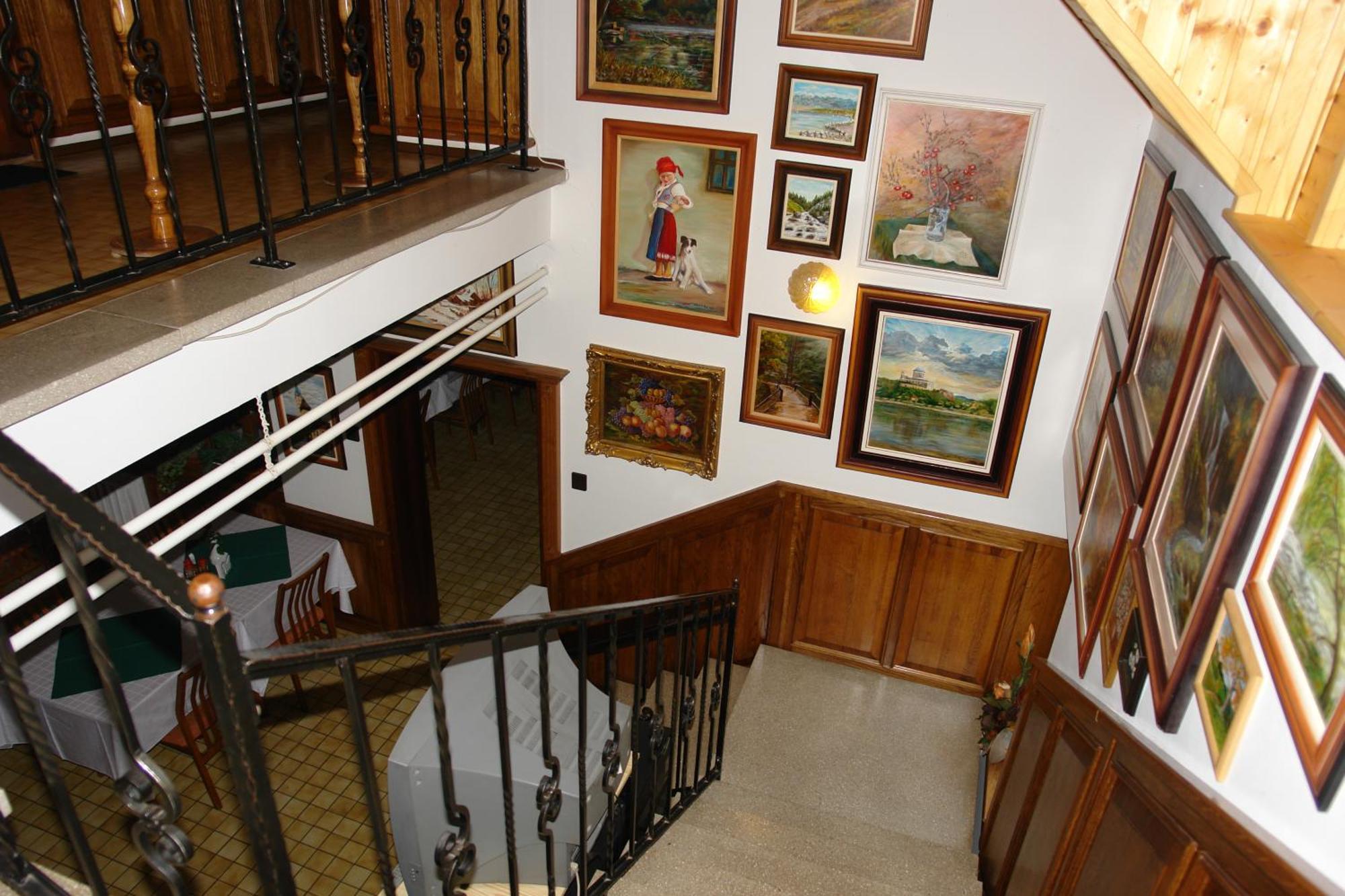Koller Panzio Hotel Bonyhad ภายนอก รูปภาพ