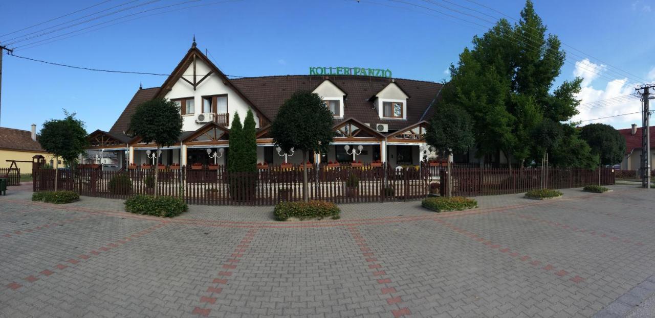 Koller Panzio Hotel Bonyhad ภายนอก รูปภาพ